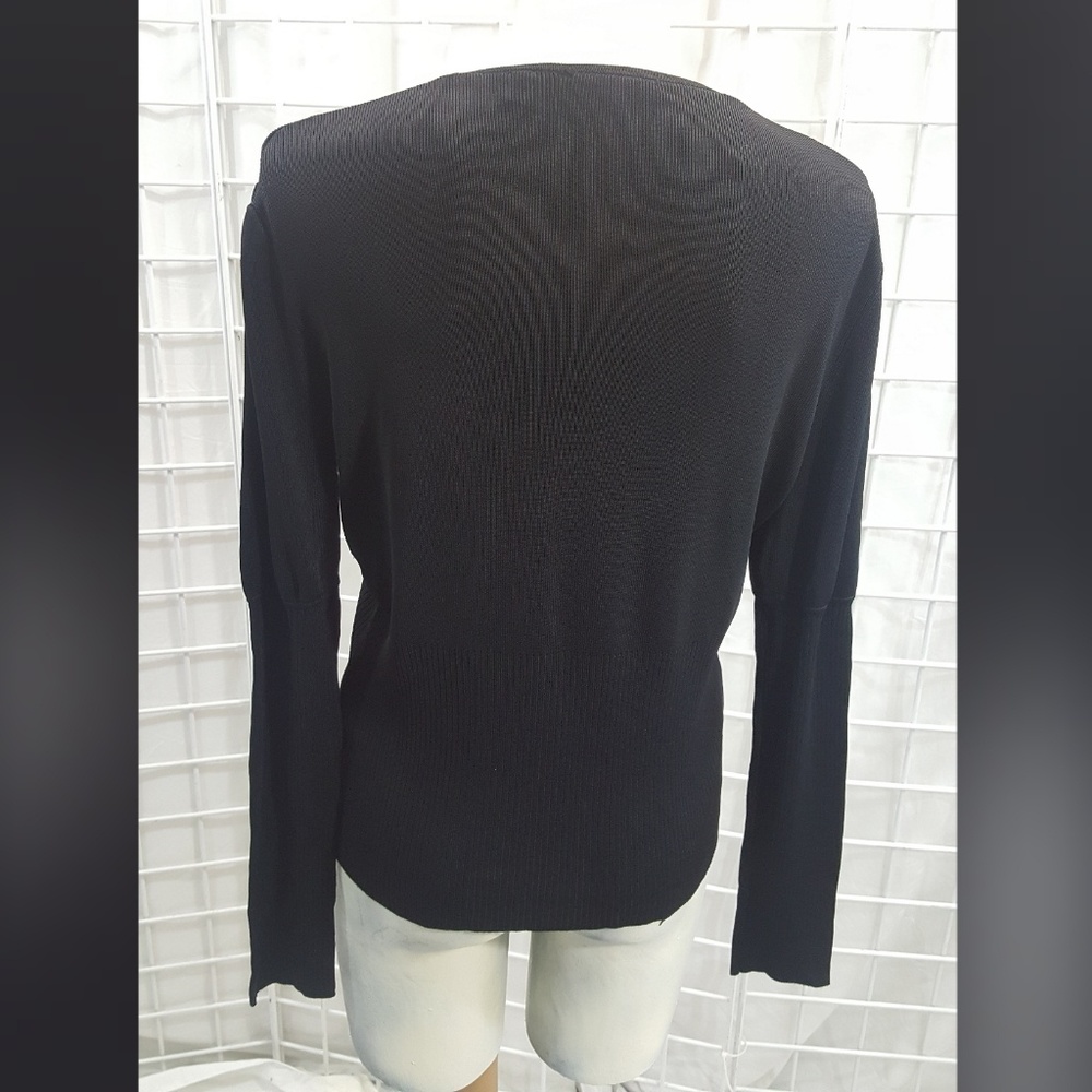 Cyrus V Neck Sweater - Picture 4 of 5